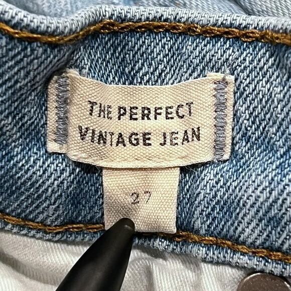 ★ Madewell Classic High-Waisted Light Wash Straight-Leg Jeans ★ - Picture 6 of 8